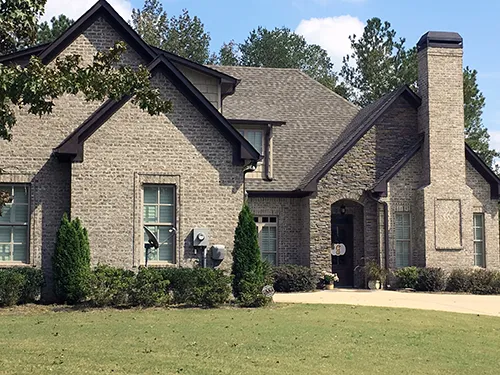 Exterior of home built with Alabama Bricks 5