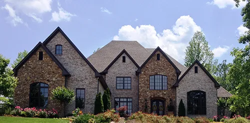 Exterior of home built with Alabama Bricks 6